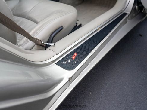 Used 2000 Chevrolet Corvette Coupe RWD image 47