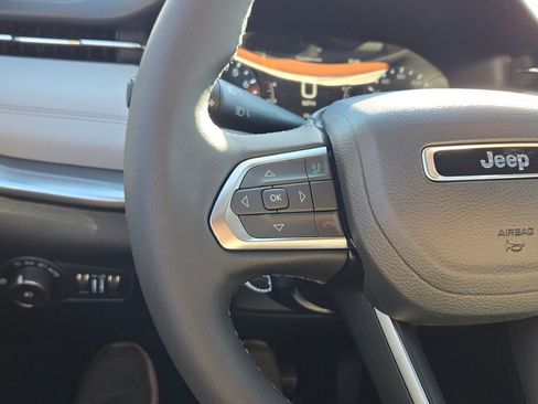 New 2026 Jeep Compass Limited image 31