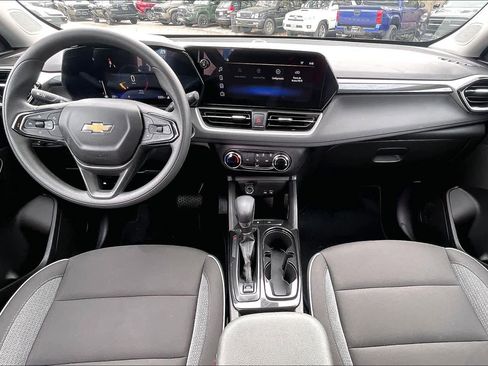 Used 2025 Chevrolet TrailBlazer LS w/ LS Confidence Package image 13
