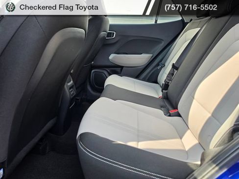 Used 2024 Hyundai Venue SEL FWD image 26