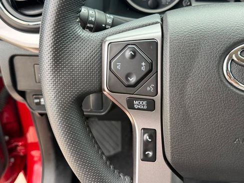 Used 2023 Toyota Tacoma SR5 w/ Technology Package AWD/4WD image 18