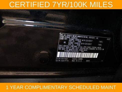 Used 2025 Toyota RAV4 XLE AWD/4WD image 28