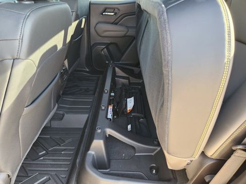 New 2026 Chevrolet Colorado ZR2 w/ Technology Package image 19