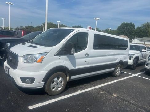 Used 2021 Ford Transit 350 XLT RWD image 2