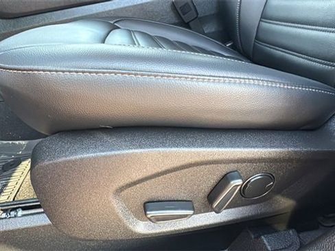 Certified 2024 Ford Edge SEL w/ Convenience Package image 8