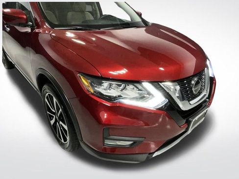 Used 2020 Nissan Rogue SL w/ Premium Package image 8