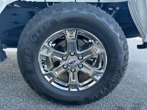 Certified 2022 Ford F150 Lariat w/ Equipment Group 502A High image 10