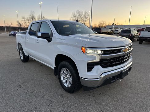 Used 2025 Chevrolet Silverado 1500 LT image 10