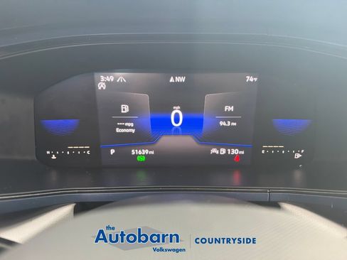 Certified 2022 Volkswagen Taos SE FWD image 14