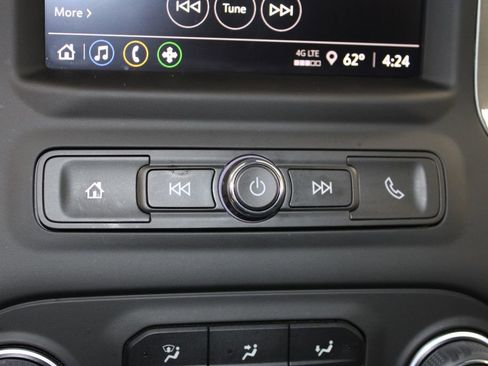 Used 2024 Chevrolet Silverado 1500 Custom image 44