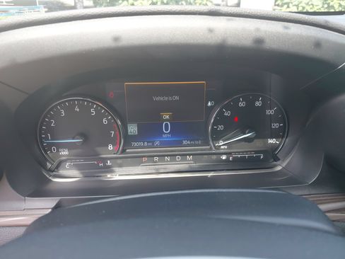 Used 2021 Ford Explorer Limited w/ Equipment Group 301A AWD/4WD image 10
