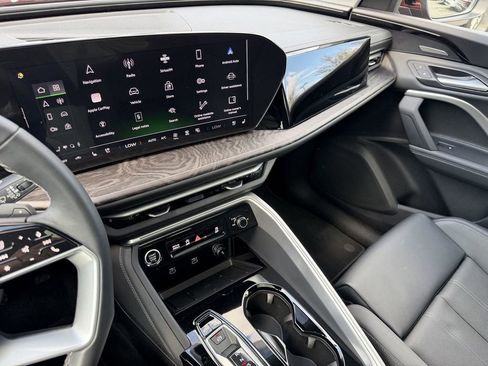 Used 2025 Audi Q5 Premium Plus w/ Premium Plus AWD/4WD image 19