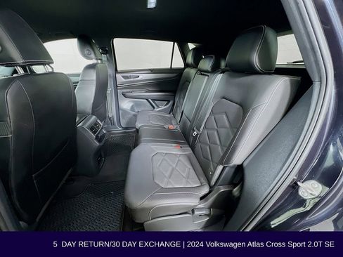 Used 2024 Volkswagen Atlas Cross Sport SE image 25