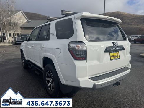 Used 2022 Toyota 4Runner TRD Off-Road Premium image 5