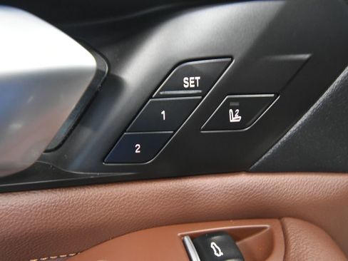 Used 2022 BMW X5 xDrive40i w/ Executive Package image 7