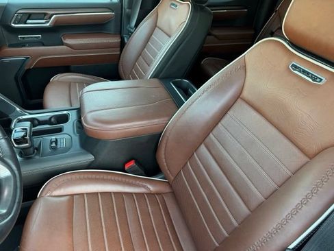 Certified 2024 GMC Sierra 1500 Denali Ultimate AWD/4WD image 6