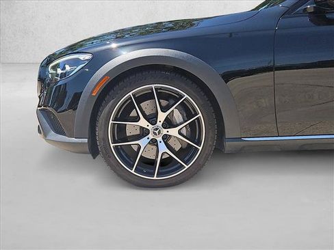 Used 2023 Mercedes-Benz E 450 4MATIC All-Terrain Wagon image 21