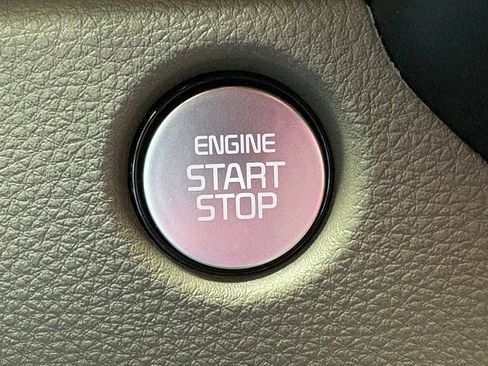New 2026 Kia Carnival LX FWD image 21