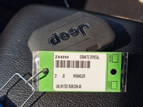 Used 2021 Jeep Wrangler Unlimited Rubicon image 30