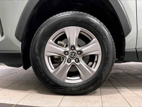 Used 2023 Toyota RAV4 XLE image 7