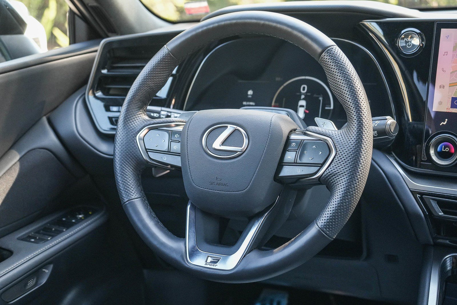 Used 2025 Lexus TX 500h AWD w/ Technology Package image 14
