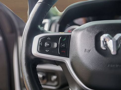 Used 2022 RAM 1500 Lone Star AWD/4WD image 12