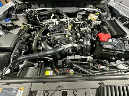 Used 2025 Ford Bronco Big Bend image 37