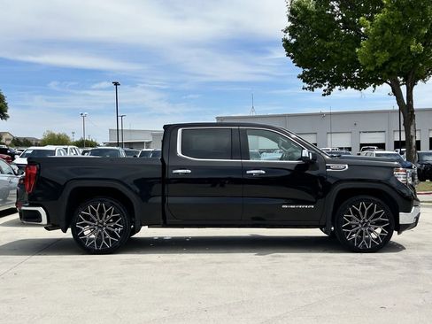 Used 2025 GMC Sierra 1500 SLT RWD image 3