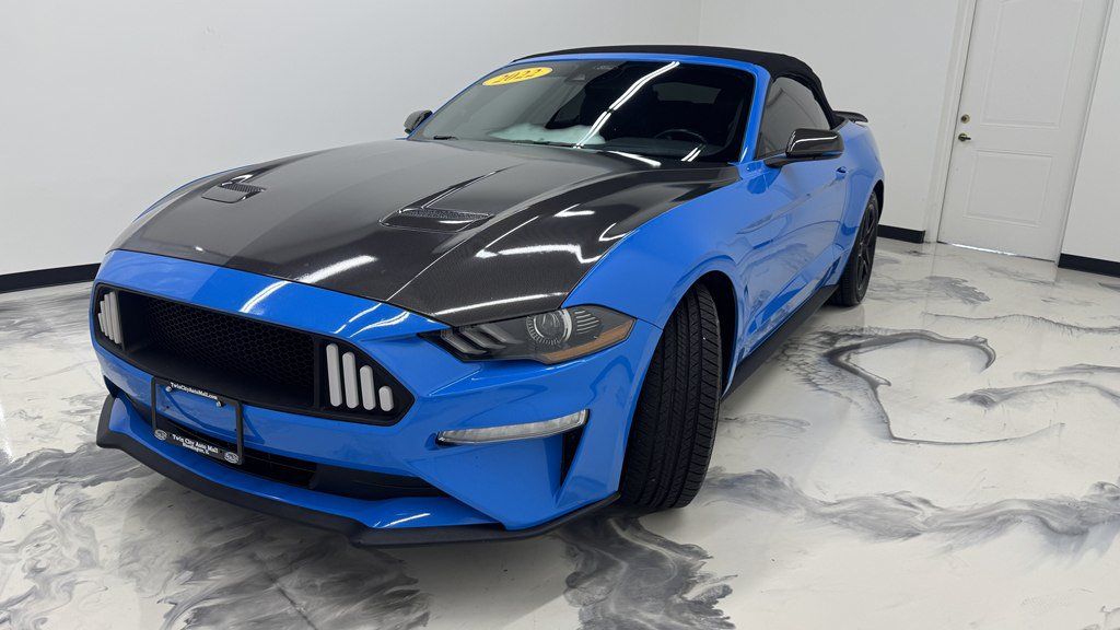 Used 2022 Ford Mustang Premium RWD image 5