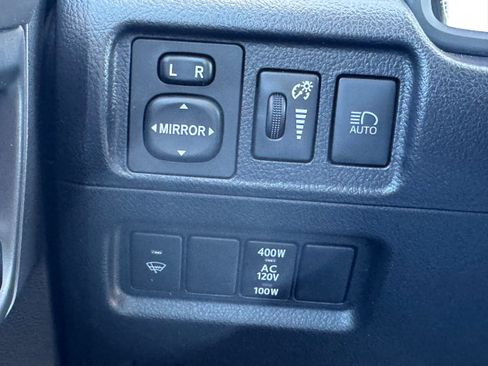 Used 2020 Toyota 4Runner SR5 Premium w/ Moonroof Package image 28