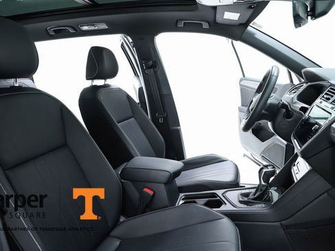 Used 2023 Volkswagen Tiguan SE R-Line FWD image 72