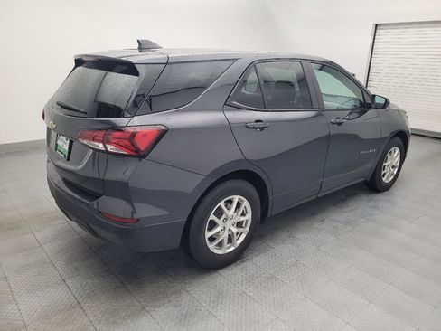Used 2022 Chevrolet Equinox LS w/ LS Convenience Package FWD image 10