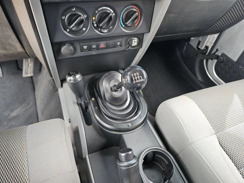 Used 2007 Jeep Wrangler Rubicon AWD/4WD image 19