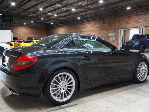 Used 2006 Mercedes-Benz SLK 55 AMG image 19