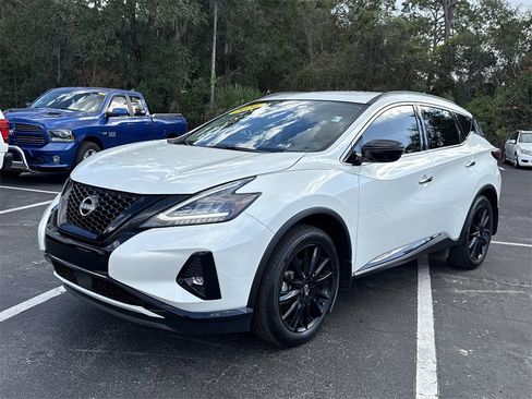Certified 2024 Nissan Murano SV w/ SV Midnight Edition Package image 17