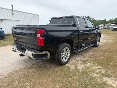 Used 2023 Chevrolet Silverado 1500 LTZ AWD/4WD image 7