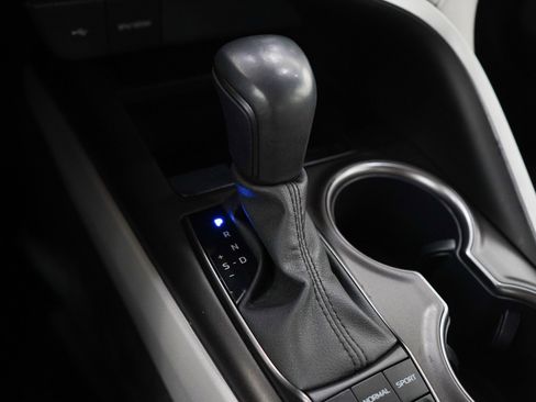 Used 2023 Toyota Camry SE image 22