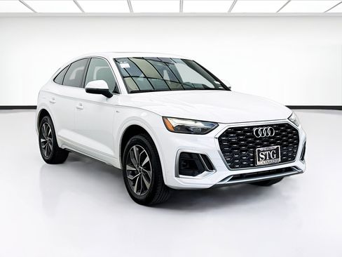Used 2023 Audi Q5 2.0T Premium w/ Convenience Package AWD/4WD image 3