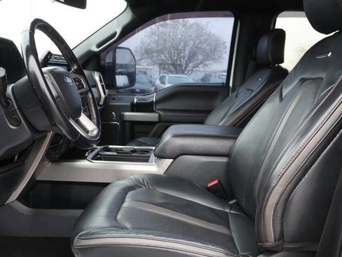 Used 2022 Ford F450 Platinum w/ FX4 Off-Road Package image 13