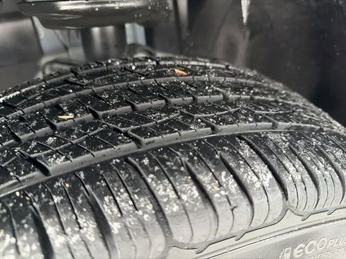 Used 2022 Jeep Renegade Latitude image 24