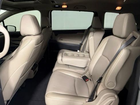 Used 2021 Honda Odyssey Touring image 33