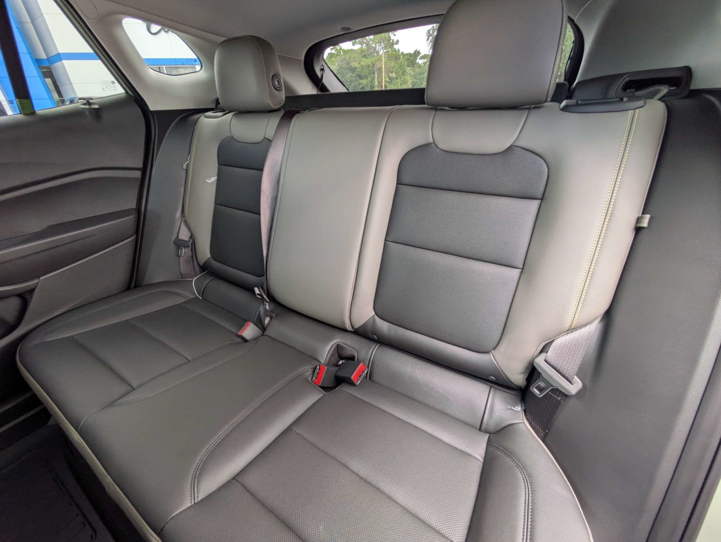 New 2026 Chevrolet Trax ACTIV w/ Sunroof Package FWD image 8