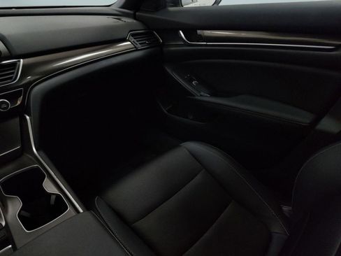 Used 2022 Honda Accord Sport image 24