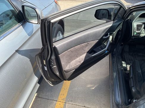 Used 2013 Honda Civic LX image 8