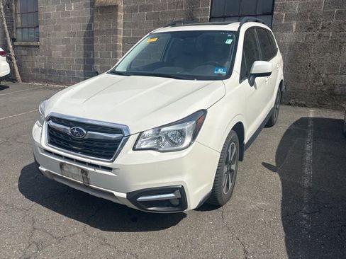 Used 2018 Subaru Forester 2.5i Limited image 1