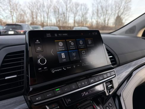 Certified 2026 Honda Odyssey Elite image 34