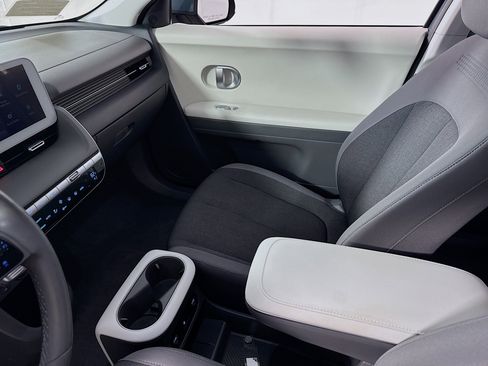Used 2024 Hyundai Ioniq 5 SEL image 24