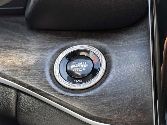 Used 2024 Jeep Grand Cherokee Limited 4xe AWD/4WD image 31