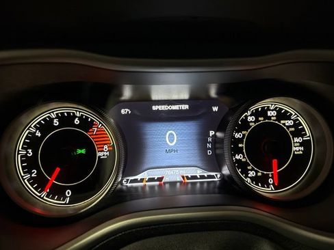 Used 2017 Jeep Cherokee Overland w/ Technology Group AWD/4WD image 16