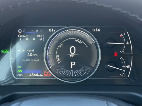 Certified 2025 Lexus ES 300h w/ Premium Package image 23